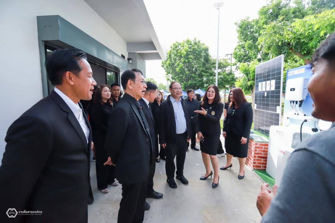 4. เปิดศูนย์การเรียนรู้พลังงานทางเลือก